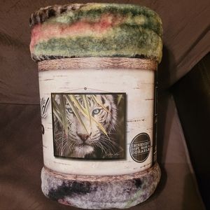 Heartland Plush Through